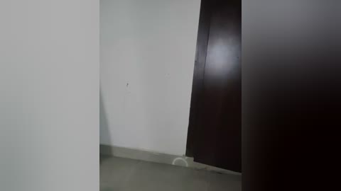 hottie_hania free recording from 2026-02-17 00:14:00