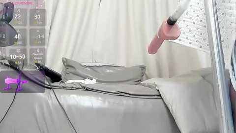 fox_yiyi free recording from 2026-02-17 00:14:00