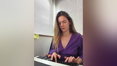 lucie_mehott free recording from 2026-02-17 03:02:00