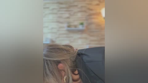 _abril_office1 free recording from 2026-02-19 00:19:00