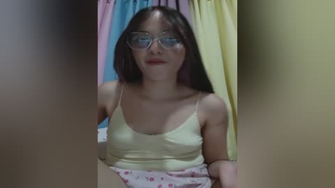 helenastiippp free recording from 2026-02-18 00:02:00