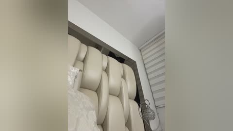 alisson_foxxx1 free recording from 2026-02-19 00:39:00