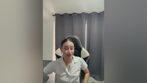 l0lita_emi free recording from 2026-02-20 00:09:00