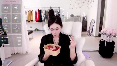 yangyang_777 free recording from 2026-02-19 00:43:00