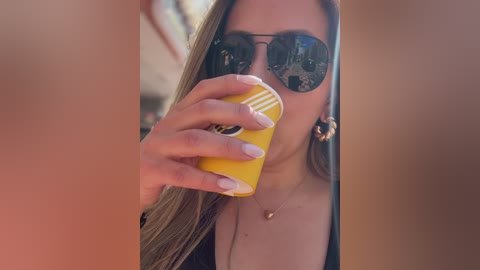 _abril_office1 free recording from 2026-02-20 00:29:00