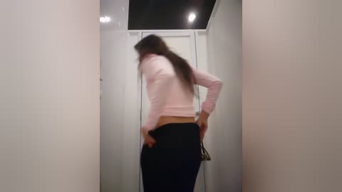 izabella_bella free recording from 2026-02-22 00:10:00