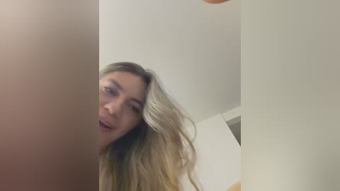 alicee16 free recording from 2026-02-22 00:17:00