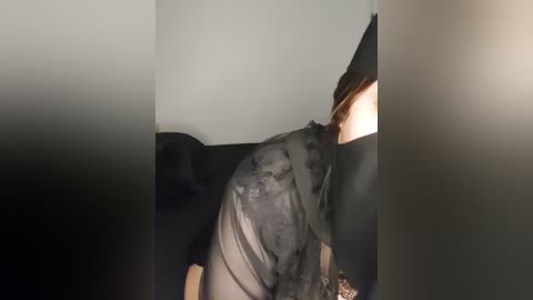 arab_lolo free recording from 2026-02-23 00:47:00