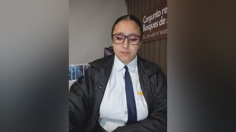 cute_penelope free recording from 2026-02-24 00:08:00