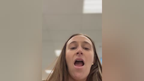 lunagirl13 free recording from 2026-02-24 02:03:00