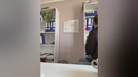 hii_lolla free recording from 2026-02-25 00:19:00