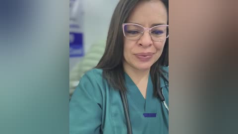 nathalia_28_ free recording from 2026-02-25 00:09:00