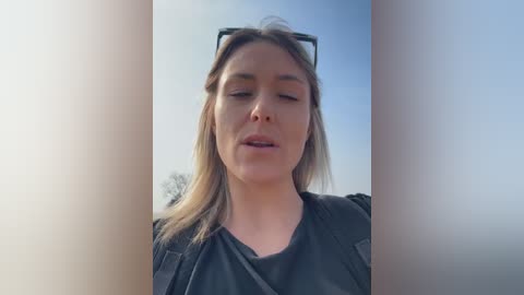 petrouchkaaa_ free recording from 2026-02-26 00:47:00