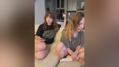 nura_n_sarah free recording from 2026-02-27 00:04:00