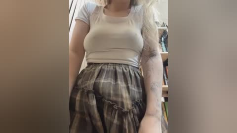 russianwoman free recording from 2026-02-27 00:04:00