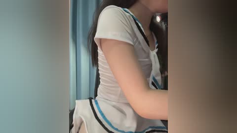 yiyi_707 free recording from 2026-02-28 00:13:00