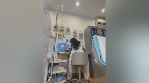 clinic_sexy free recording from 2026-03-01 00:17:00