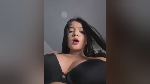 emmiiglow free recording from 2026-03-01 00:17:00