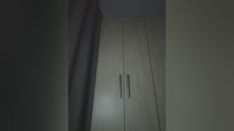 mia_blanquita free recording from 2026-03-01 00:17:00