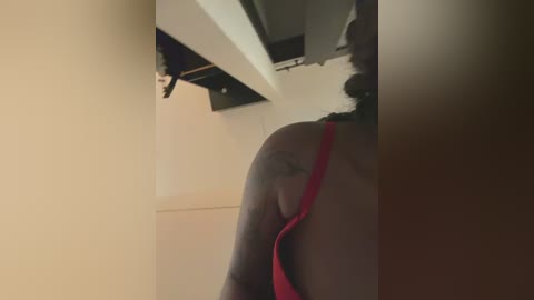 your_paris free recording from 2026-03-01 00:17:00