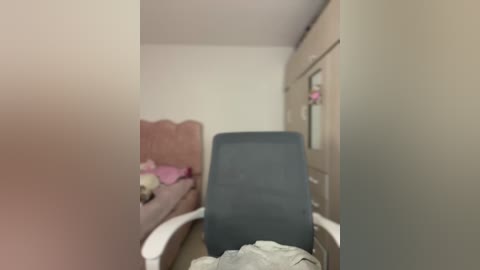 emmily_19 free recording from 2026-03-02 00:33:00