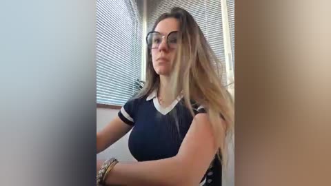 lucie_mehott free recording from 2026-03-02 00:33:00