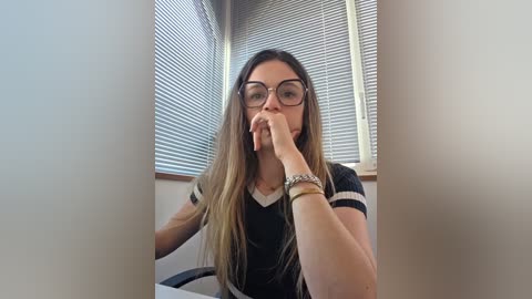 lucie_mehott free recording from 2026-03-02 00:33:00