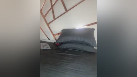 celeste_valencia_ free recording from 2026-03-03 00:22:00