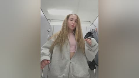 bambi_lu free recording from 2026-03-04 00:00:00