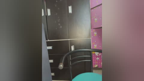 velyn_18 free recording from 2026-03-04 00:22:00