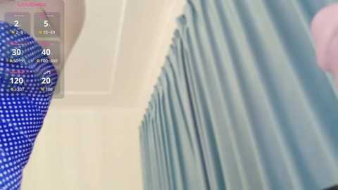 yiyi_3523 free recording from 2026-03-05 17:07:00