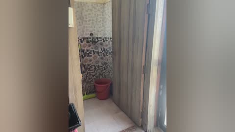 hotneha08 free recording from 2026-03-06 00:41:00