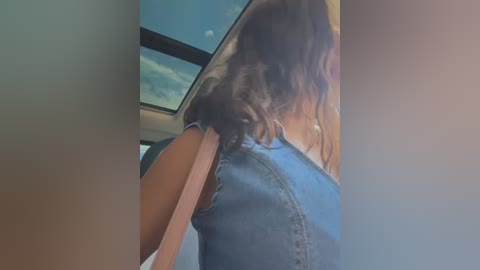 sexi_noemi free recording from 2026-03-06 01:43:00