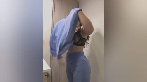 alicee16 free recording from 2026-03-07 02:19:00