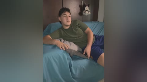 emilyandandrew free recording from 2026-03-07 00:06:00