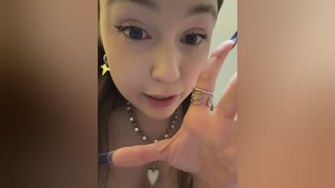 peachy_dream free recording from 2026-03-07 00:04:00