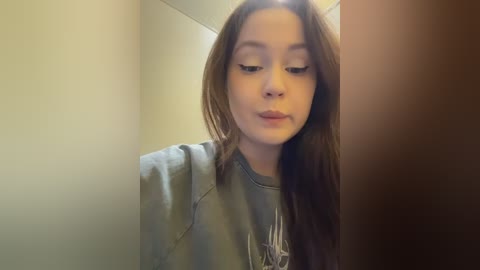 peachy_dream free recording from 2026-03-09 00:55:00