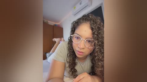 shara_dreams free recording from 2026-03-11 00:45:00